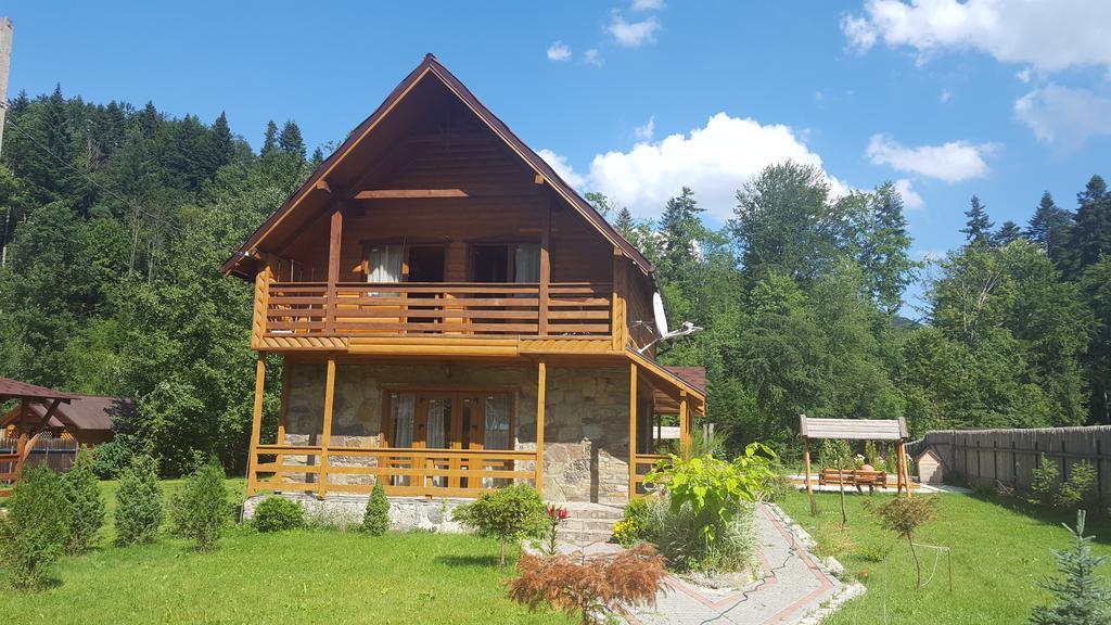 Guest House In Carpathians Migovo Exterior photo